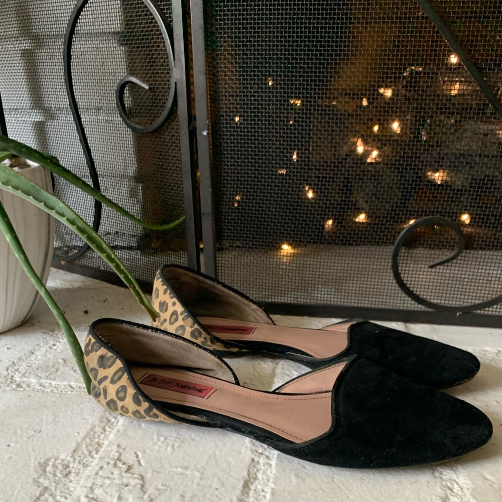 Betsey Johnson Flats